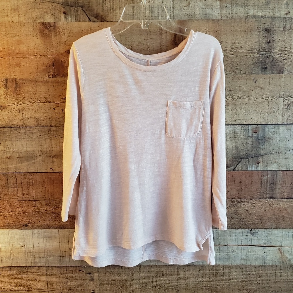 ❗❗5/$20 SALE❗❗ BANANA REPUBLIC MALIBU TEE